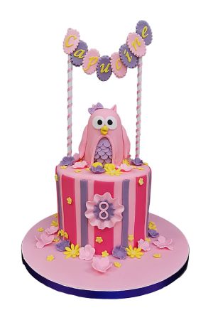 Gâteau anniversaire chouette rose