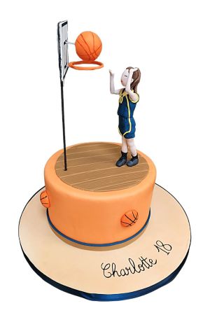 Gâteau personnalisé avec un joueur de basket-ball