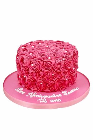 Fuchsia pink roses cake