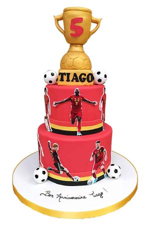 Red Devils football cake