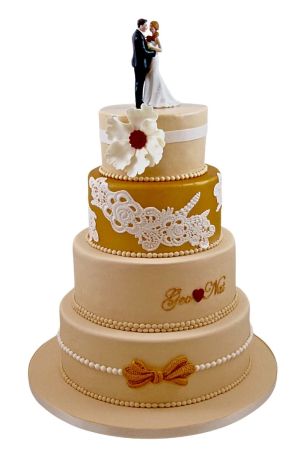 Gâteau mariage vintage broderies