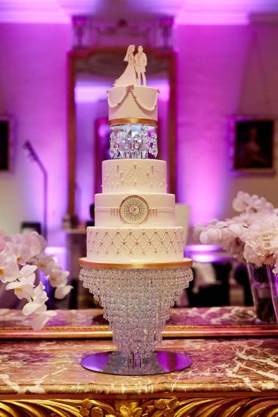 Sealing the Deal: Confirming Your Dream Wedding Cake with The French Cake Company