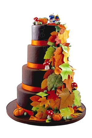 Cascade of leaves wedding cake