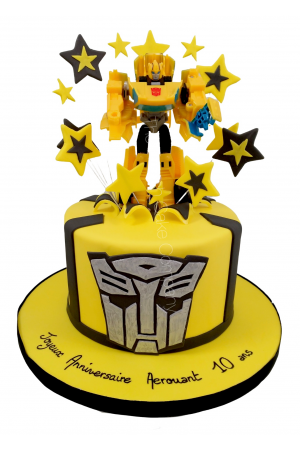 Bumblebee Transformer birthday cake