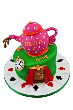 Alice in Wonderland wonky cake