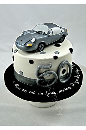 Porsche 911 birthday cake
