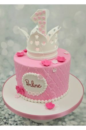 1st birthday cake with crown