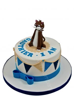 Gâteau d'anniversaire avec chat