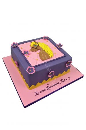 Horse theme cake