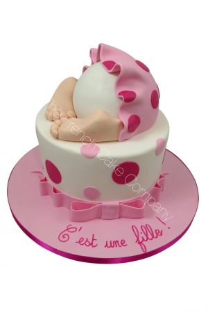 Baby shower cake for girl