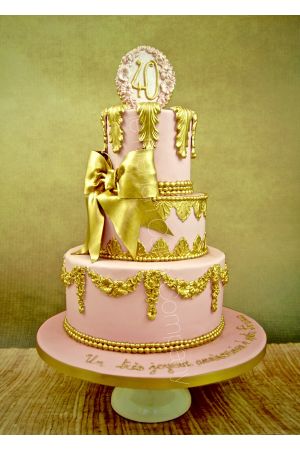 Baroque tiered Cake