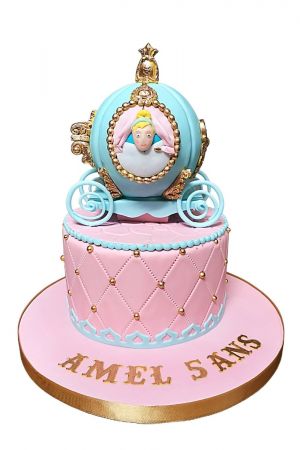 Cinderella carriage birthday cake
