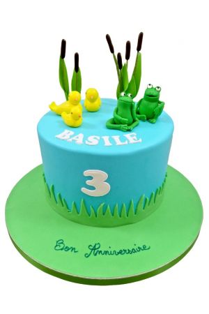 Frogs and ducks birthday cake