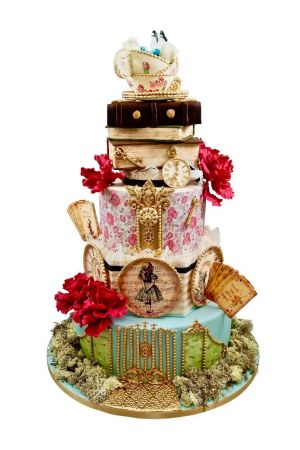 Fantastische Alice in Wonderland-taart