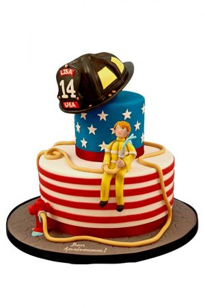 Verjaardagstaart met brandweermanthema