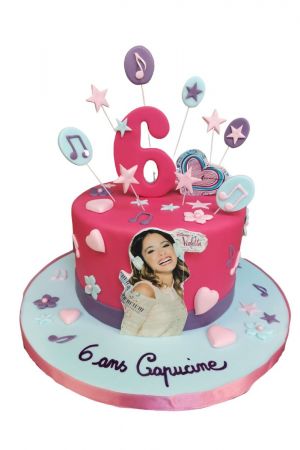 Disney Channel Violetta cake