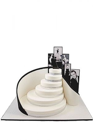 Hollywood stars wedding cake