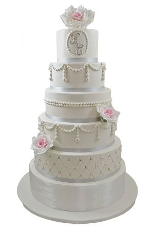 Pearls and silver wedding cake