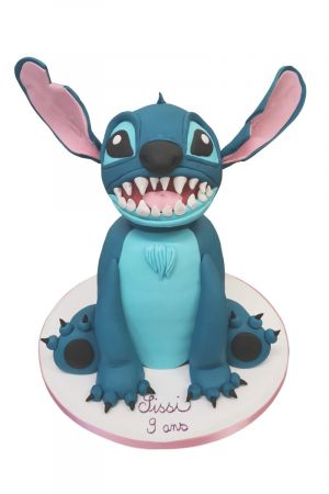 Gâteau en forme de Stitch