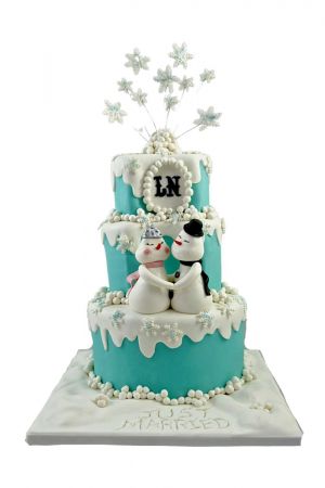 Snowman wedding cake