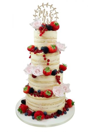 Naked cake red fruit and flowers